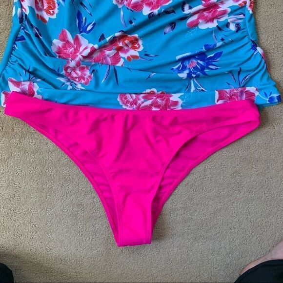 NWT Blue Floral High Neck Adjustable Straps Hot Pink Low Waist Bottoms Tankini - Picture 5 of 10
